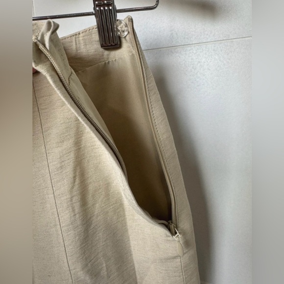 H&M Beige Linen Blend Mini Skirt | Size 6 - Picture 4 of 6